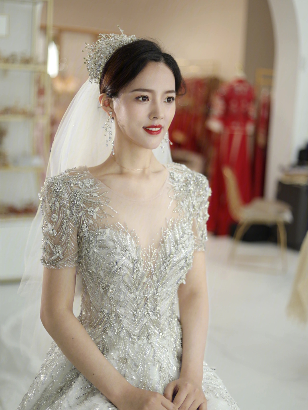 最新新娘子,最新新娘子，时尚潮流与婚礼准备